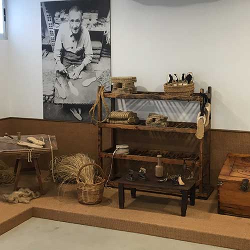 Visita el museo de Calzados Segarra
