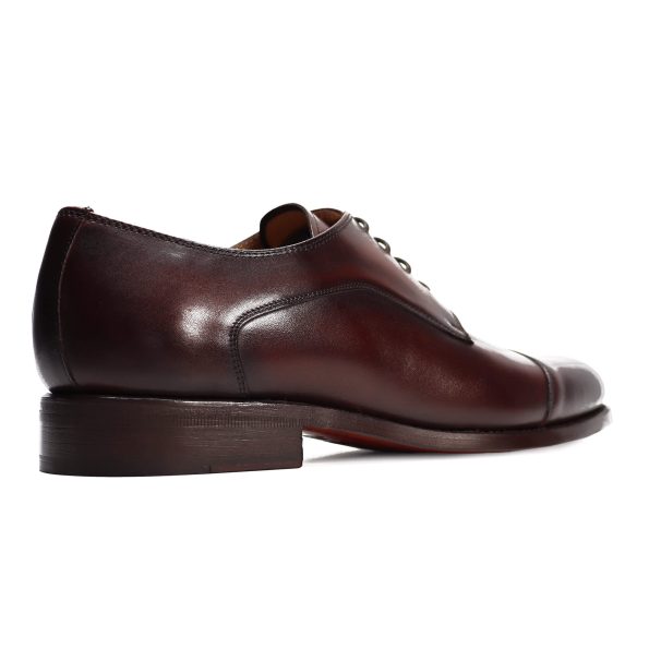 Duncan-marron-calzado-segarra-goodyear-2000x2000-2